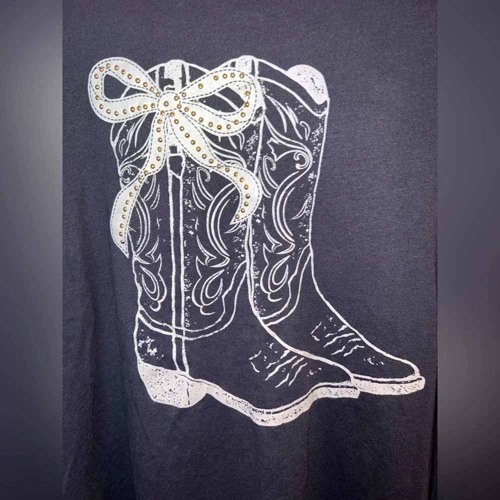Threads On 9th Western Boots Graphic Tee w/ Rhinestone Mesh Sleeves XL - Picture 2 of 8